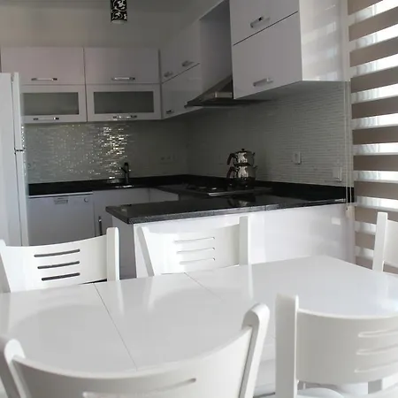 ヴィラ Marina Aynaz Tatil Villalari
