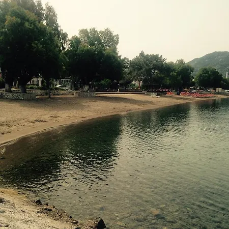 Marina Aynaz Tatil Villalari Yalıkavak